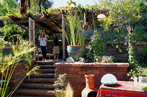 This beautiful home in Martinez, California was featured in the Winter 2013 issue of American Bungalow.